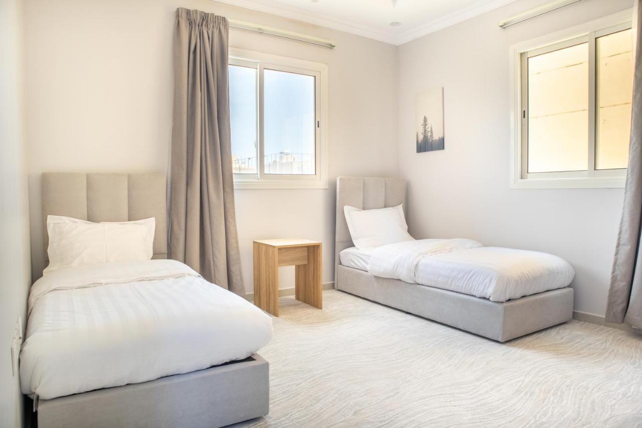 Luxurious Family Apartments 15Mins Drive To Al-Masjid Nabawi - Nozol Noor 4 메디나 외부 사진
